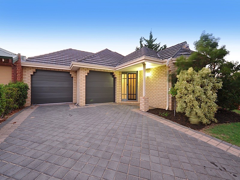 31 Curedale Street, Beaconsfield WA 6162