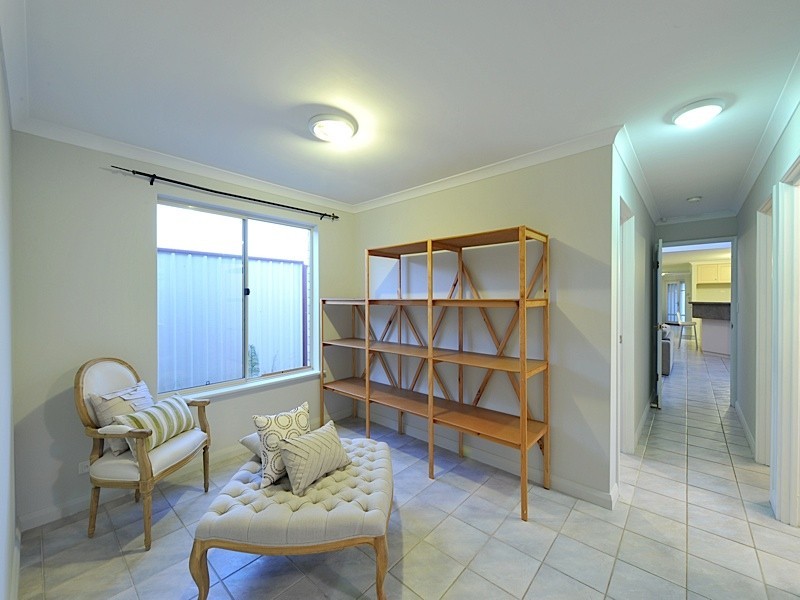 31 Curedale Street, Beaconsfield WA 6162