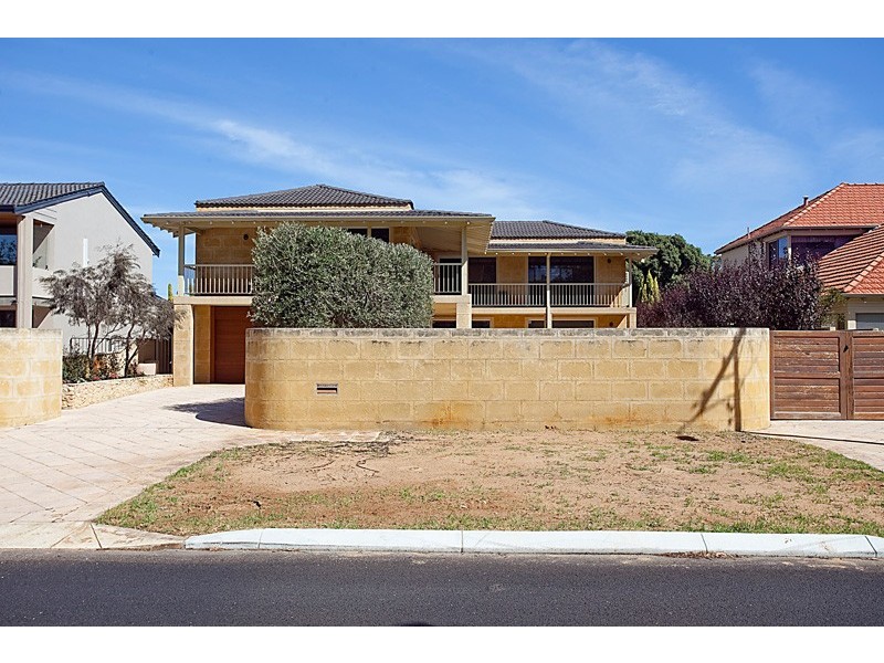 190 Burke Drive, Attadale WA 6156