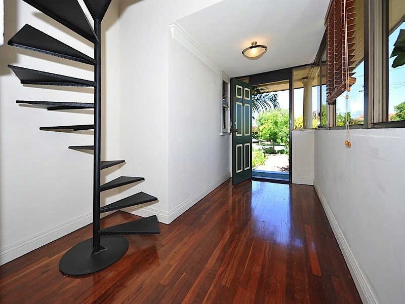 25 Wrexham Street, Bicton WA 6157