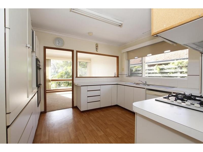 6 Farrin Street, Attadale WA 6156