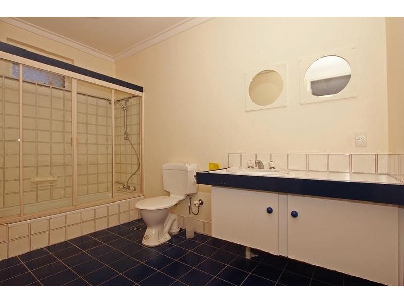 6 Farrin Street, Attadale WA 6156