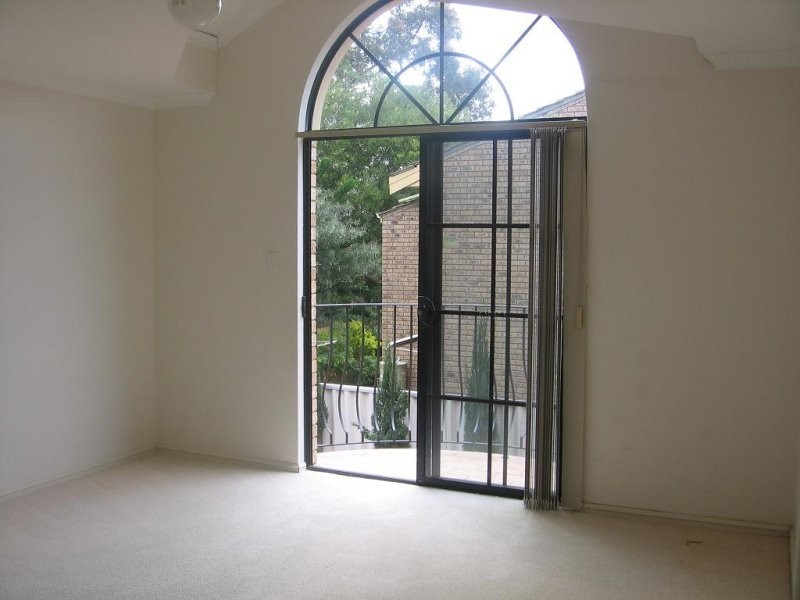 3/163 Stock Road, Attadale WA 6156