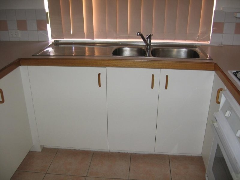 2/6 Groves Avenue, Attadale WA 6156