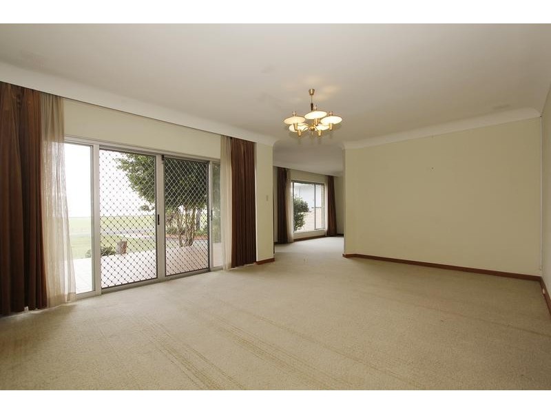 76 Burke Drive, Attadale WA 6156