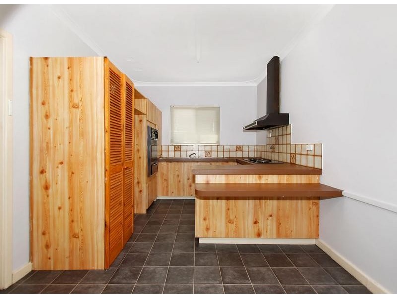 19 Horrocks Road, Booragoon WA 6154