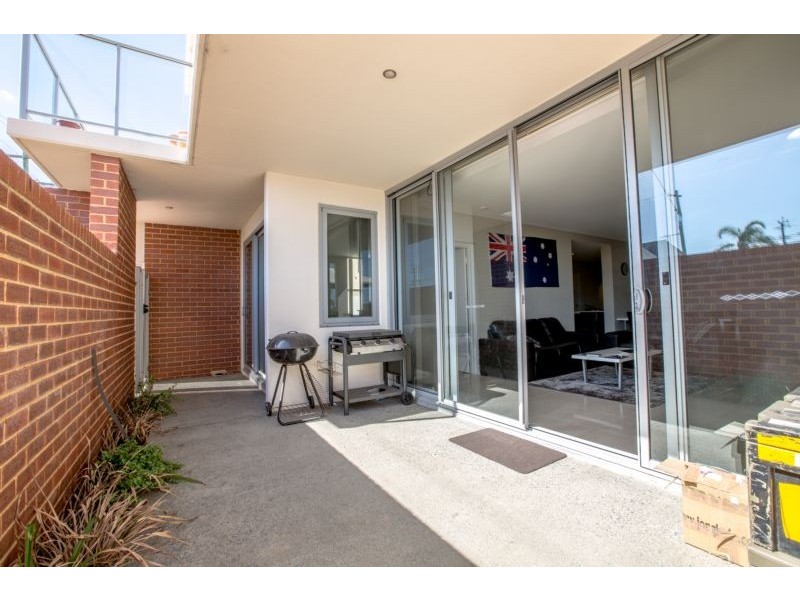 1/3 Rockingham Road, Hamilton Hill WA 6163