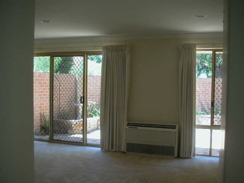 1/23 Point Walter Road, Bicton WA 6157