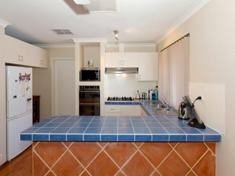 41 Hope Street, White Gum Valley WA 6162