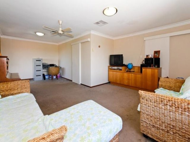 41 Hope Street, White Gum Valley WA 6162