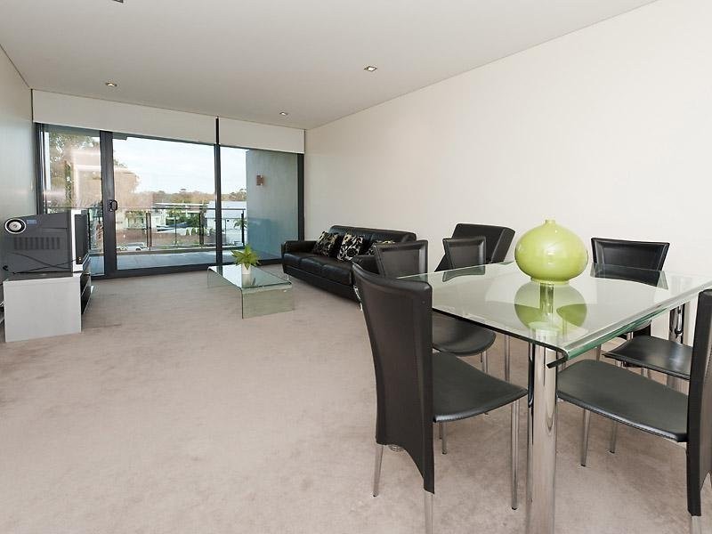 W304/70 Canning Beach Road, Applecross WA 6153