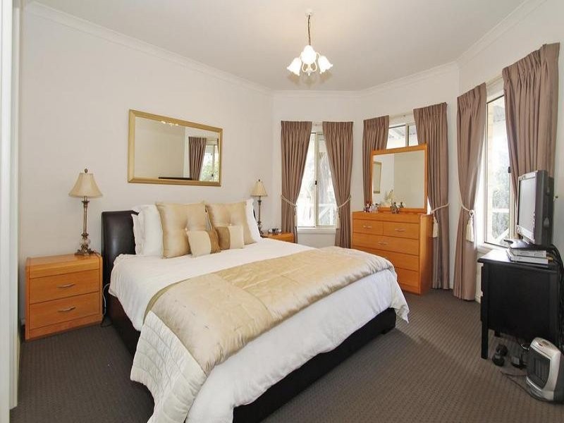 95A Point Walter Road, Bicton WA 6157