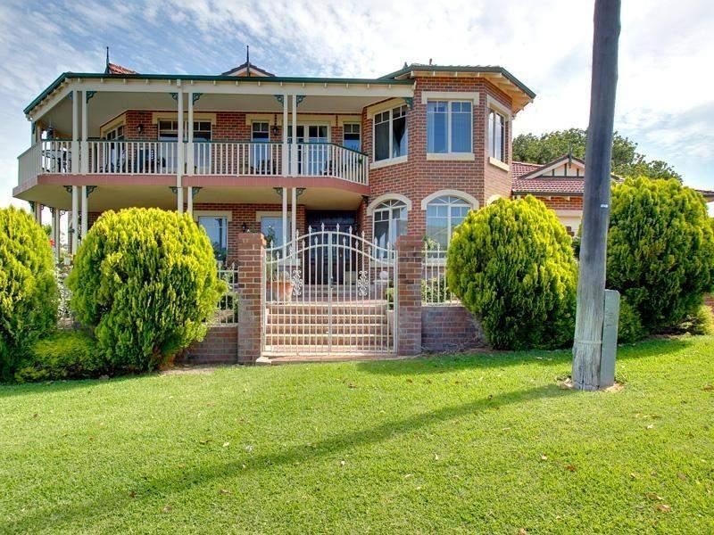 5 Linton Road, Attadale WA 6156