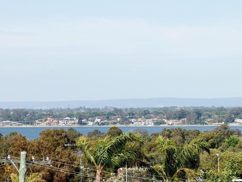5 Linton Road, Attadale WA 6156