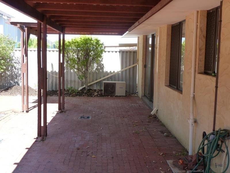 7/5 Kitchener Road, Melville WA 6156