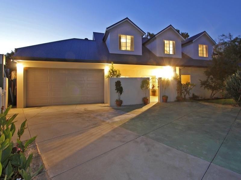 5 Potts Street, Melville WA 6156