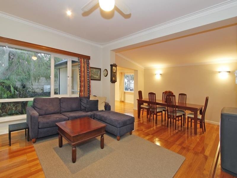5 Potts Street, Melville WA 6156
