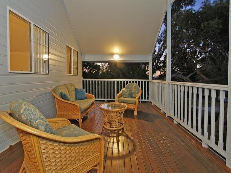 5 Potts Street, Melville WA 6156