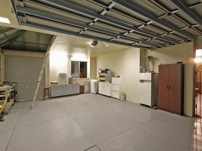 5 Potts Street, Melville WA 6156