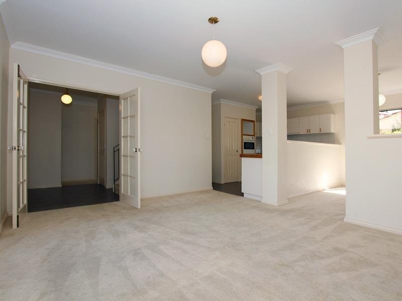 3/12 Lentona Road, Attadale WA 6156