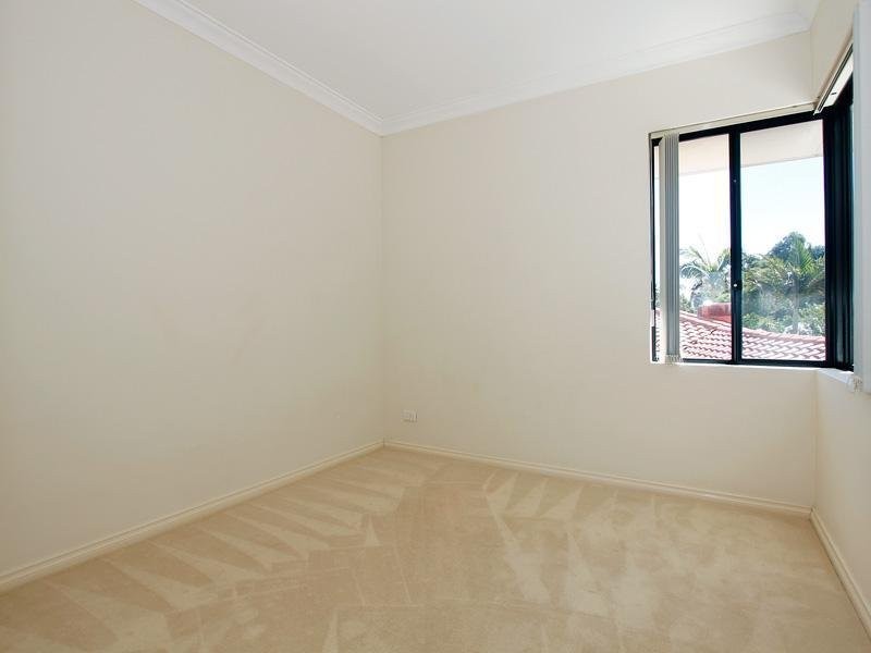 3/12 Lentona Road, Attadale WA 6156