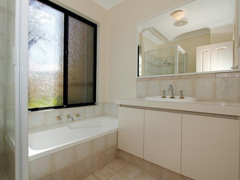 3/12 Lentona Road, Attadale WA 6156