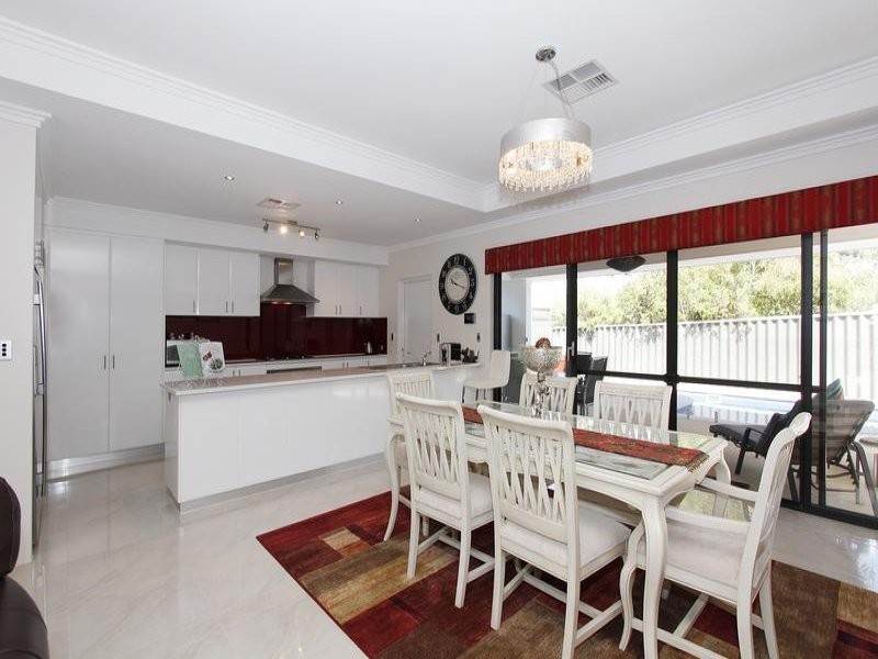 81B Murray Road, Bicton WA 6157