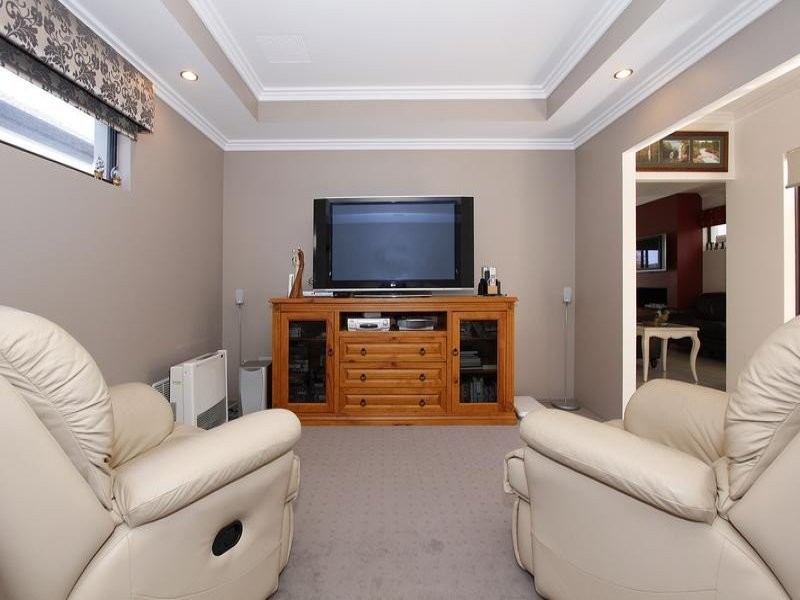 81B Murray Road, Bicton WA 6157