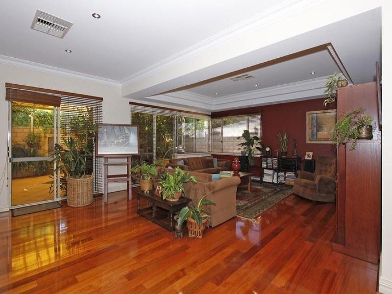 34A Pembroke Street, Bicton WA 6157