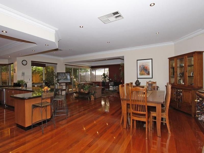 34A Pembroke Street, Bicton WA 6157