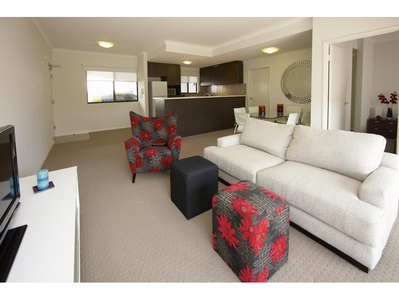 27/2 Stockton Bend, Cockburn Central WA 6164