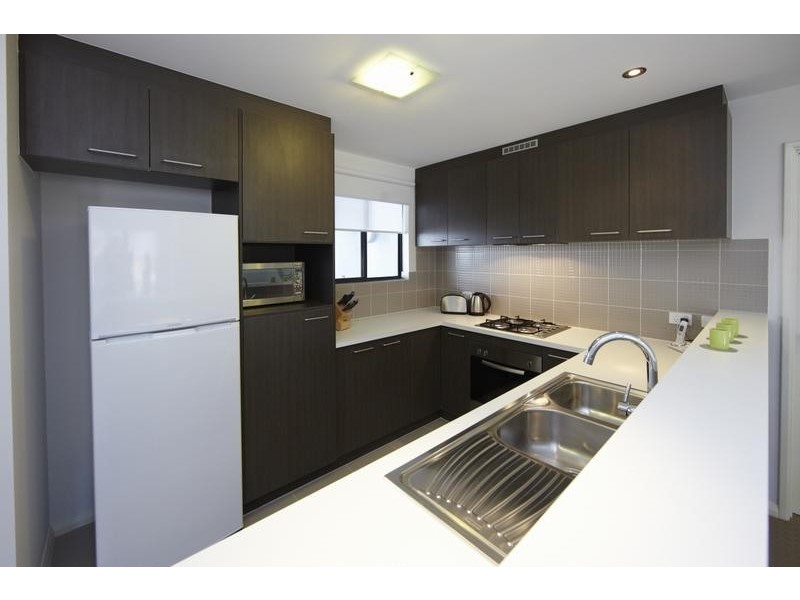 27/2 Stockton Bend, Cockburn Central WA 6164