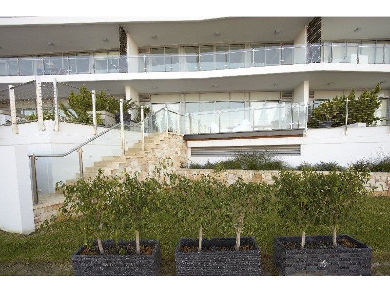 RS5/2 Doepel Street, North Fremantle WA 6159