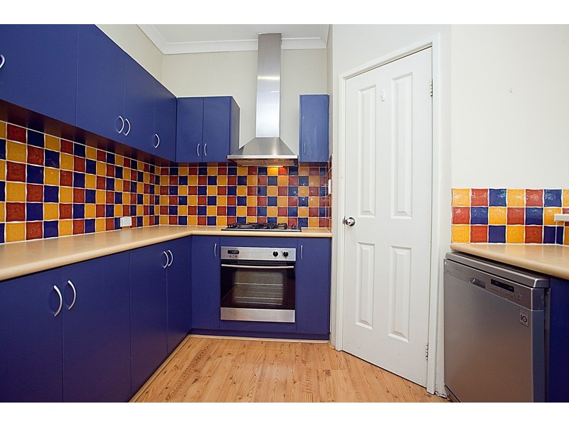 114 Zenobia, Palmyra WA 6157