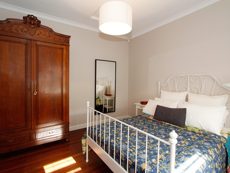 10A Lever Place, Willagee WA 6156