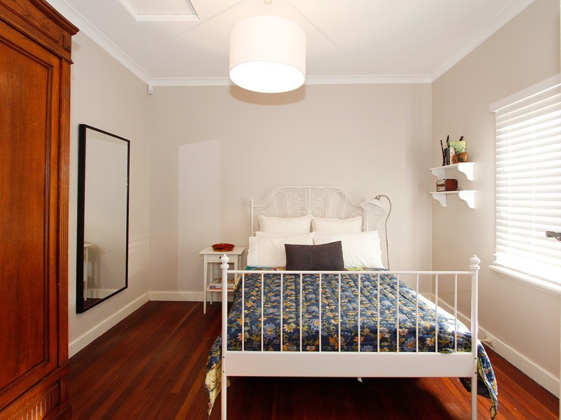 10A Lever Place, Willagee WA 6156