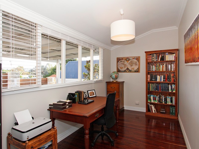 10A Lever Place, Willagee WA 6156