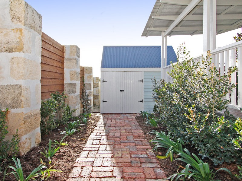 10A Lever Place, Willagee WA 6156