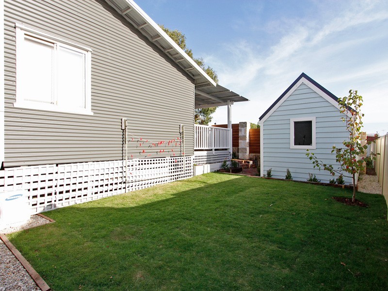 10A Lever Place, Willagee WA 6156