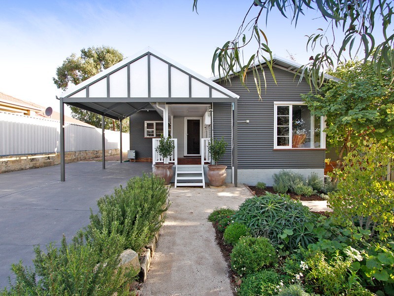 10A Lever Place, Willagee WA 6156