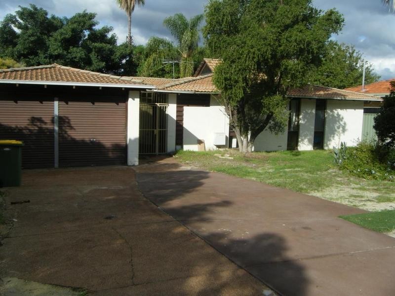 142 Riseley Street, Booragoon WA 6154