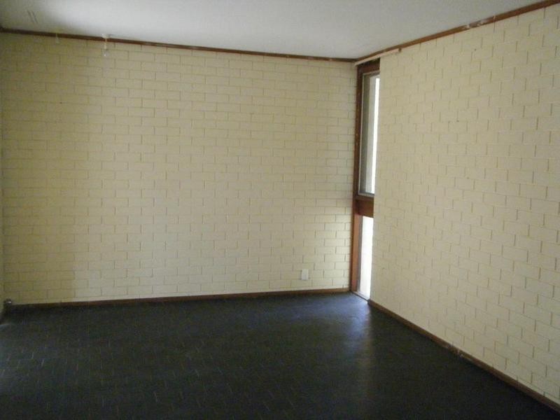 142 Riseley Street, Booragoon WA 6154