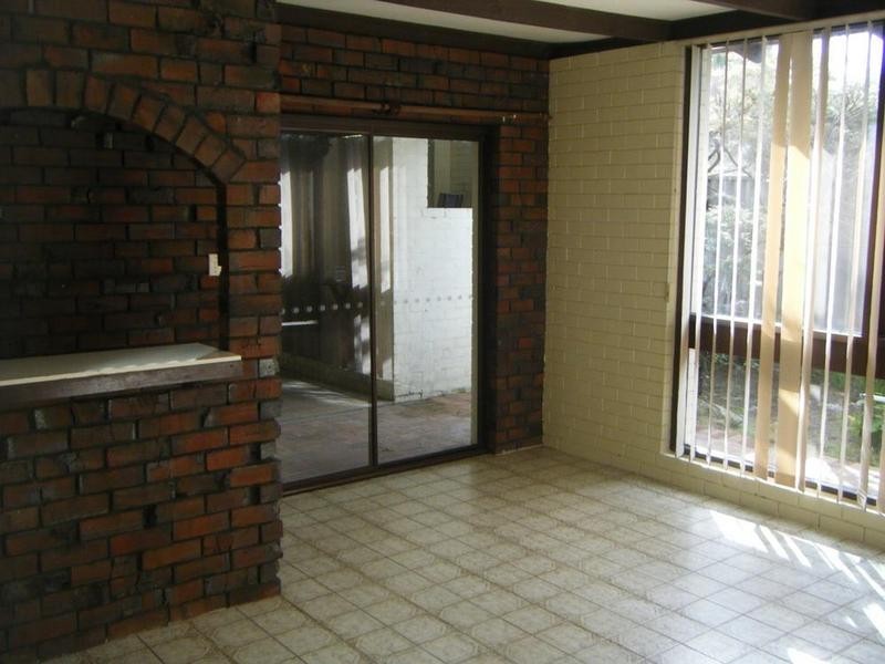 142 Riseley Street, Booragoon WA 6154