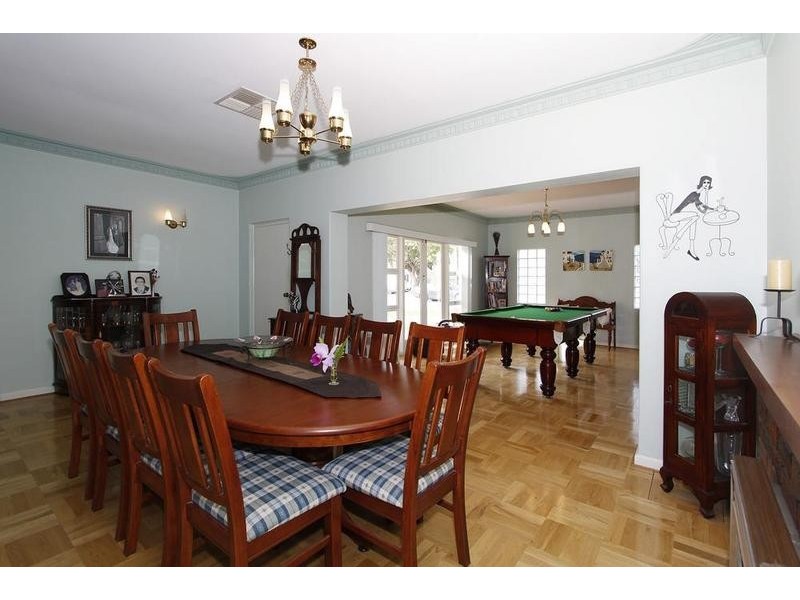 17 Gimber Street, Melville WA 6156