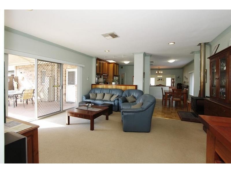 17 Gimber Street, Melville WA 6156