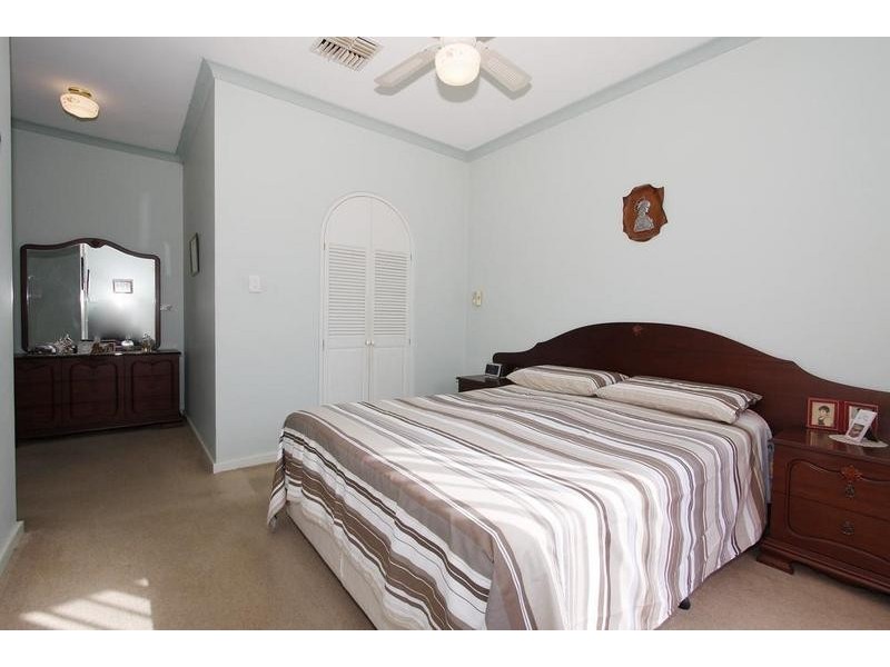 17 Gimber Street, Melville WA 6156