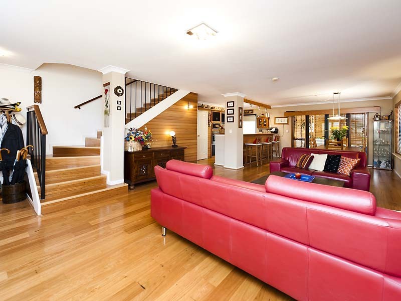 2/181 Marmion Street, Fremantle WA 6160