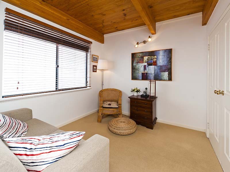 2/181 Marmion Street, Fremantle WA 6160