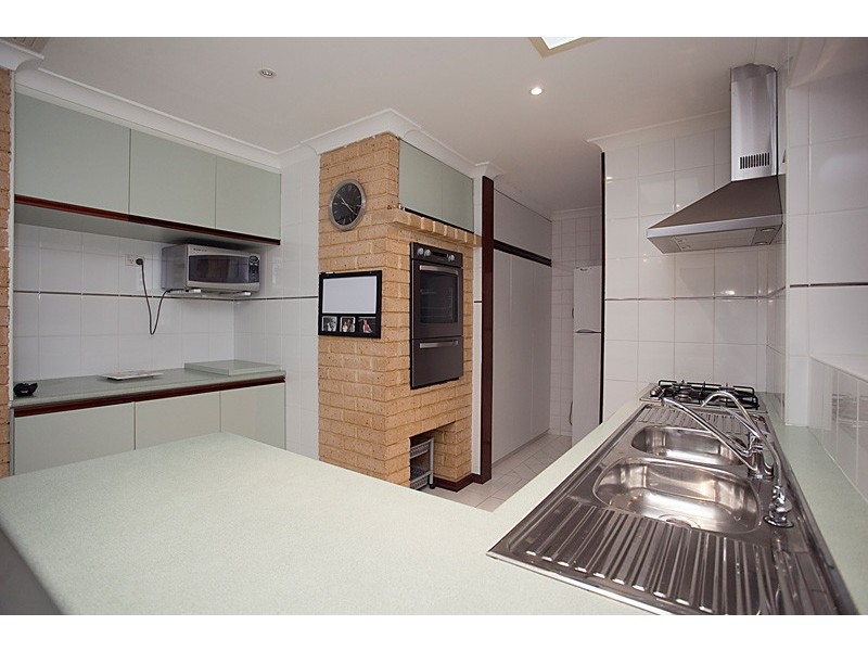 10 Potter Court, Spearwood WA 6163