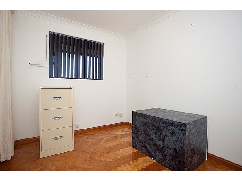 10 Potter Court, Spearwood WA 6163